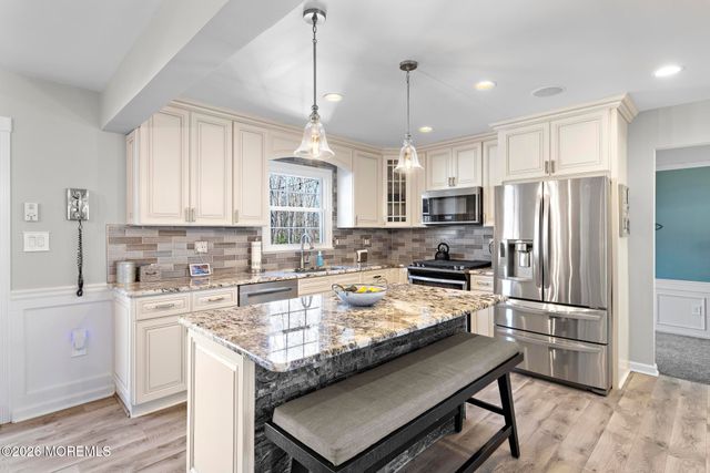 19 Heathwood Avenue, Jackson, NJ 08527