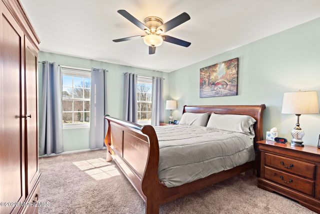 19 Heathwood Avenue, Jackson, NJ 08527