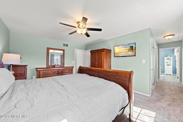 19 Heathwood Avenue, Jackson, NJ 08527