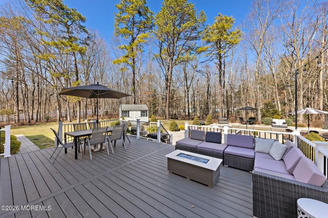 19 Heathwood Avenue, Jackson, NJ 08527