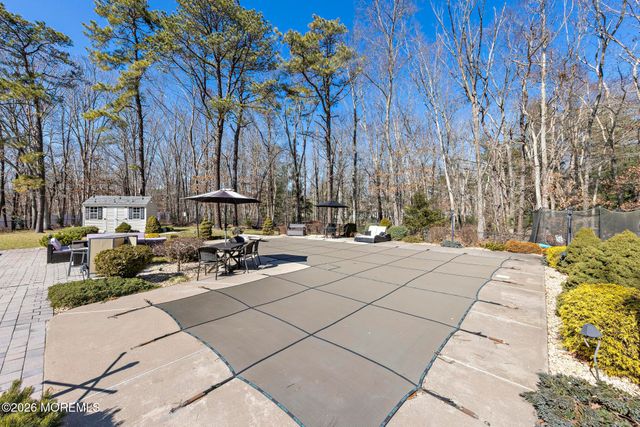 19 Heathwood Avenue, Jackson, NJ 08527