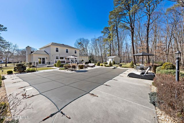 19 Heathwood Avenue, Jackson, NJ 08527