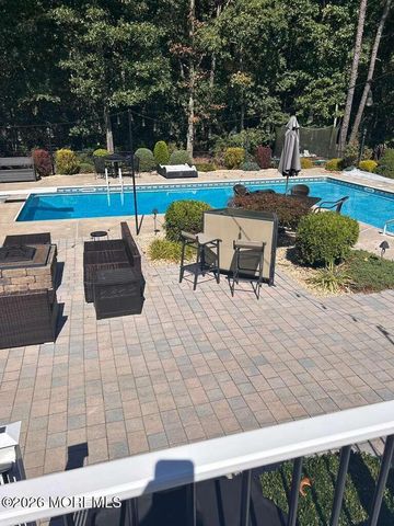 19 Heathwood Avenue, Jackson, NJ 08527