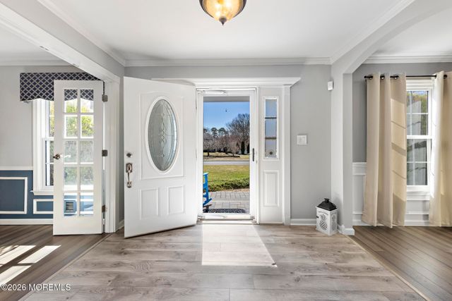 19 Heathwood Avenue, Jackson, NJ 08527