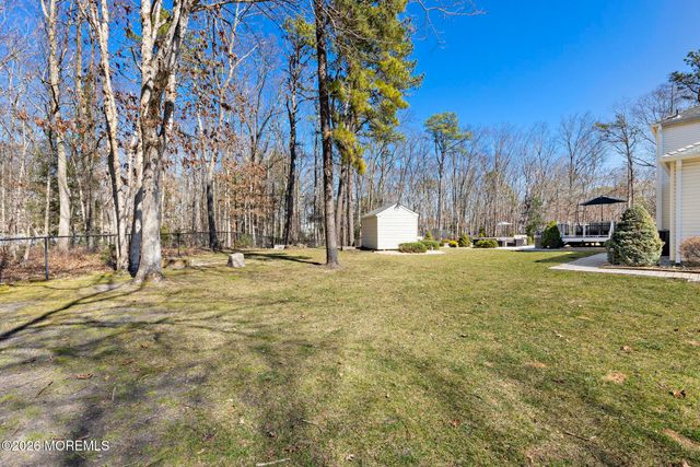 19 Heathwood Avenue, Jackson, NJ 08527