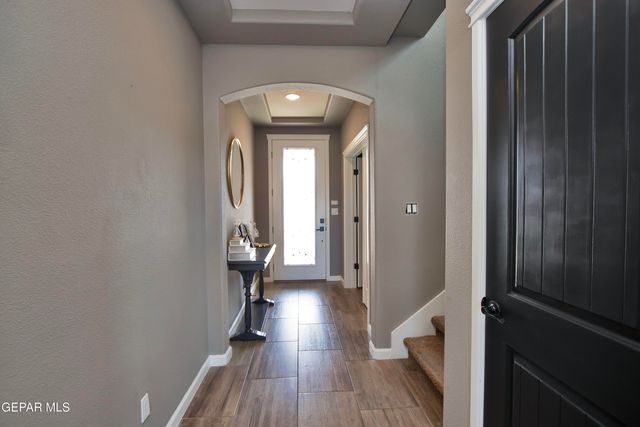 7743 Enchanted View Drive, El Paso, TX 79911