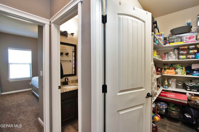 7743 Enchanted View Drive, El Paso, TX 79911