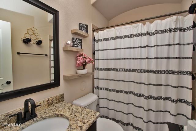 7743 Enchanted View Drive, El Paso, TX 79911