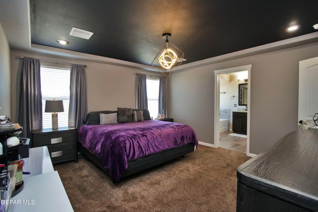 7743 Enchanted View Drive, El Paso, TX 79911