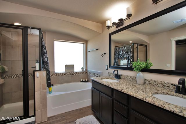 7743 Enchanted View Drive, El Paso, TX 79911