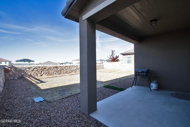 7743 Enchanted View Drive, El Paso, TX 79911