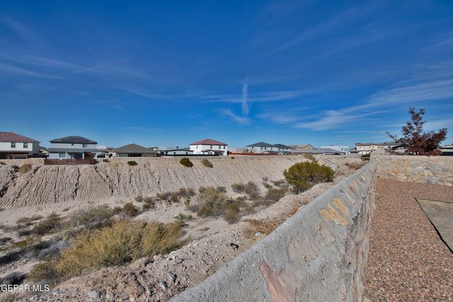 7743 Enchanted View Drive, El Paso, TX 79911