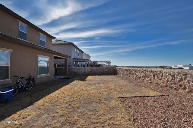 7743 Enchanted View Drive, El Paso, TX 79911
