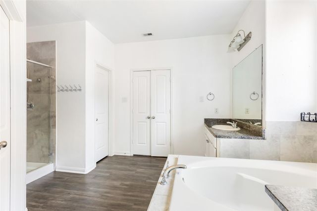 229 Road 662, Dayton, TX 77535