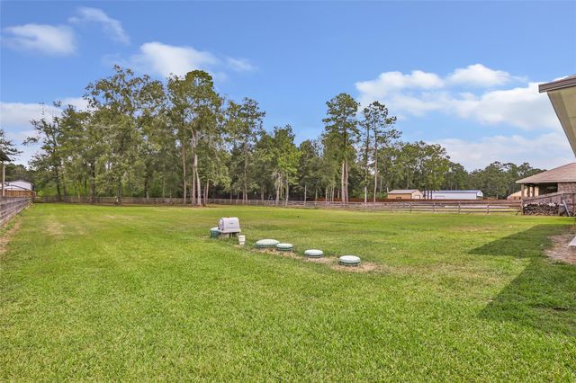 229 Road 662, Dayton, TX 77535