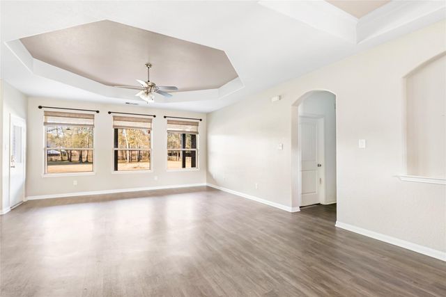 229 Road 662, Dayton, TX 77535