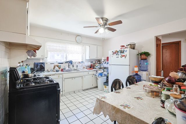 6850 Cermak Road 1B, Berwyn, IL 60402