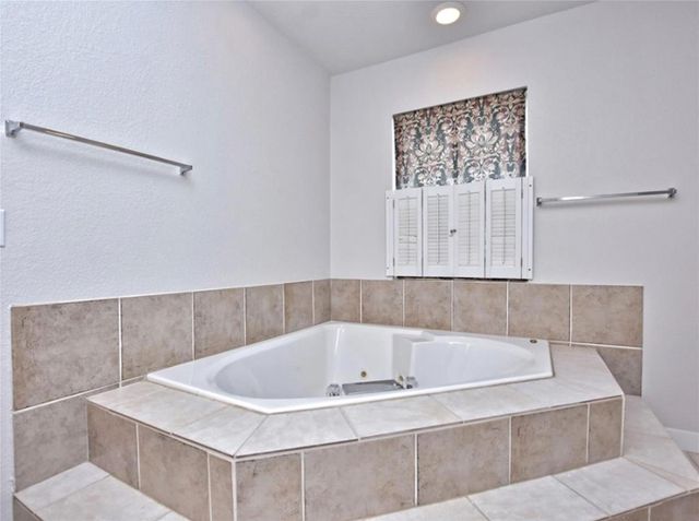160 Sundance TRL, Liberty Hill, TX 78642