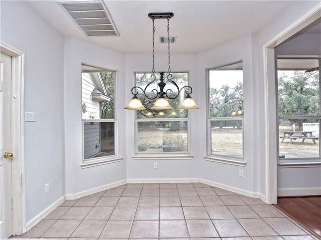 160 Sundance TRL, Liberty Hill, TX 78642