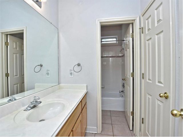 160 Sundance TRL, Liberty Hill, TX 78642