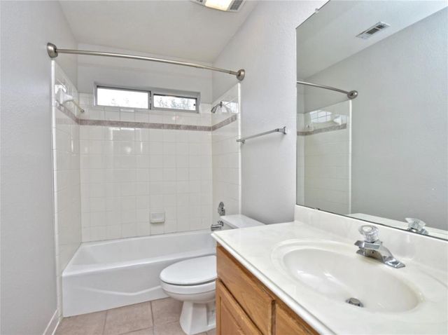 160 Sundance TRL, Liberty Hill, TX 78642