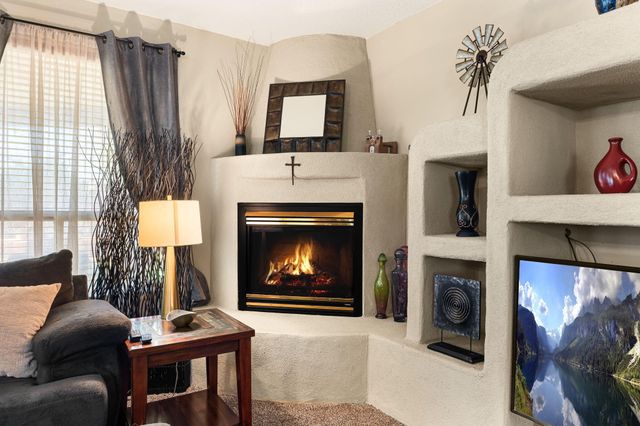 7424 Cedar Waxwing Place NW, Albuquerque, NM 87114