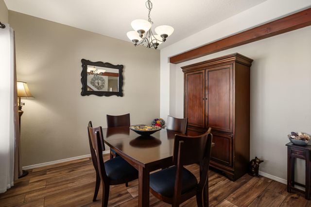 7424 Cedar Waxwing Place NW, Albuquerque, NM 87114