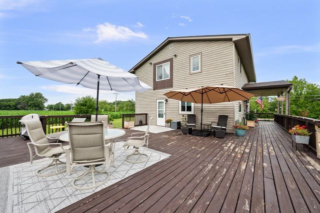 1814 Big Island Parkway, Rock Island, IL 61201