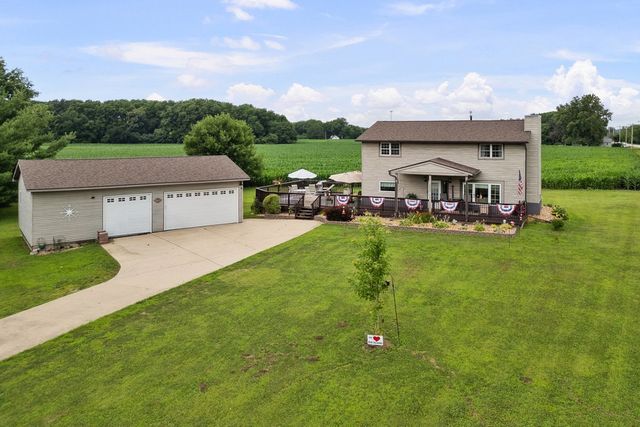 1814 Big Island Parkway, Rock Island, IL 61201