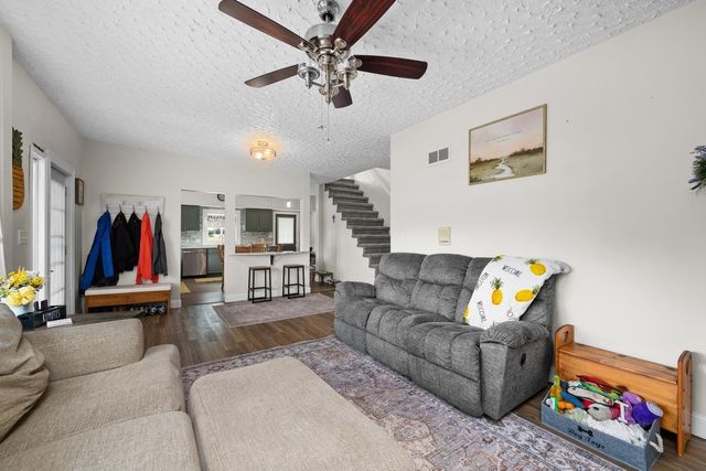 1814 Big Island Parkway, Rock Island, IL 61201