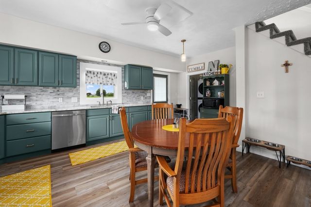 1814 Big Island Parkway, Rock Island, IL 61201