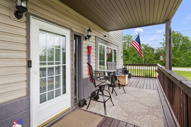 1814 Big Island Parkway, Rock Island, IL 61201