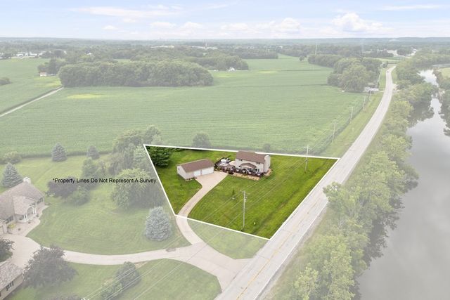 1814 Big Island Parkway, Rock Island, IL 61201
