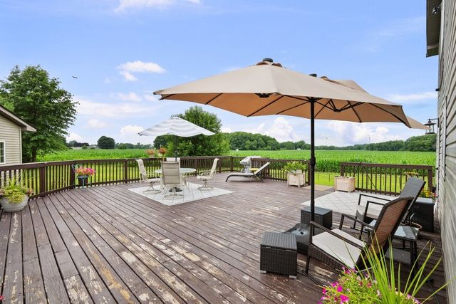 1814 Big Island Parkway, Rock Island, IL 61201