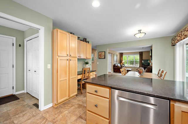2006 Forest Ridge Lane, Buffalo, MN 55313