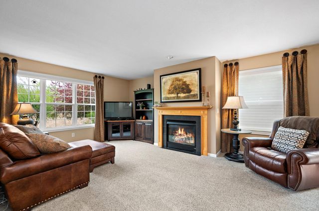 2006 Forest Ridge Lane, Buffalo, MN 55313