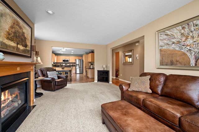2006 Forest Ridge Lane, Buffalo, MN 55313