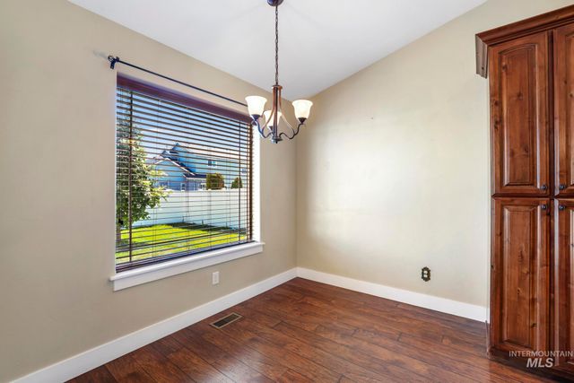 608 Braden Ct, Twin Falls, ID 83301