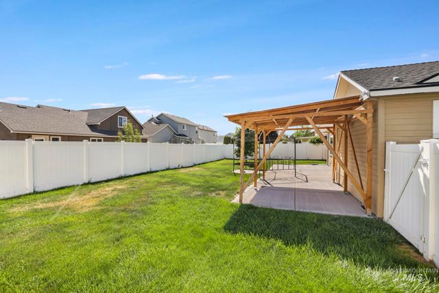 608 Braden Ct, Twin Falls, ID 83301