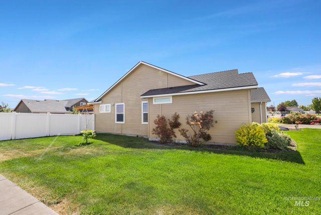 608 Braden Ct, Twin Falls, ID 83301