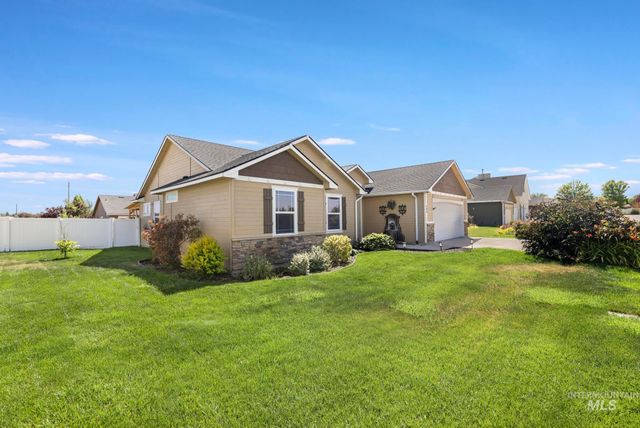 608 Braden Ct, Twin Falls, ID 83301