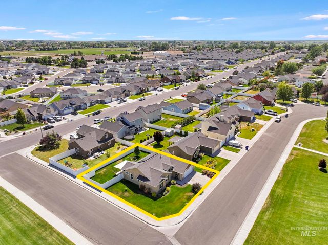 608 Braden Ct, Twin Falls, ID 83301