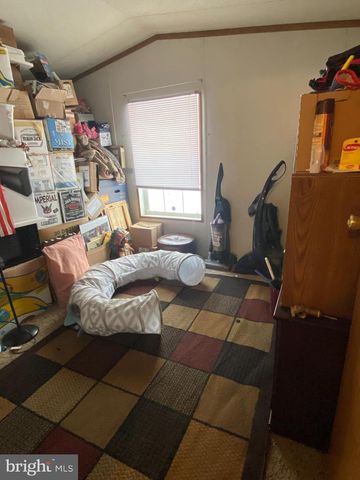 57 RIDGEDALE AVE, New Providence, PA 17560