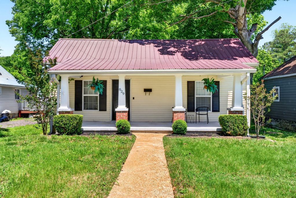 829 Stafford St, Clarksville, TN 37040