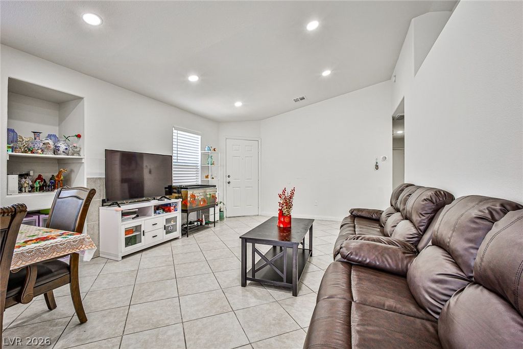 5519 Night Swim Lane, Las Vegas, NV 89113 — photo 5