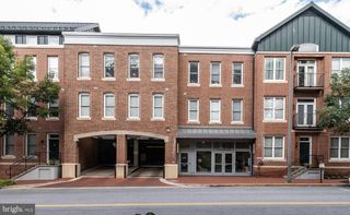 35 E ALL SAINTS ST #201, Frederick, MD 21701