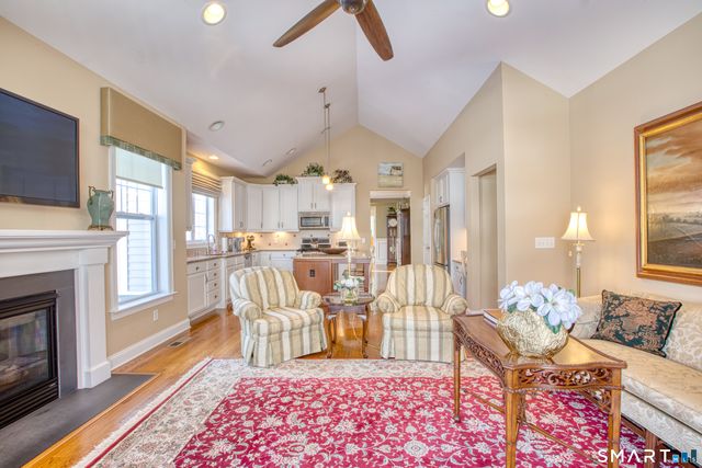 12 Briar Ridge Drive 12, Bethel, CT 06801