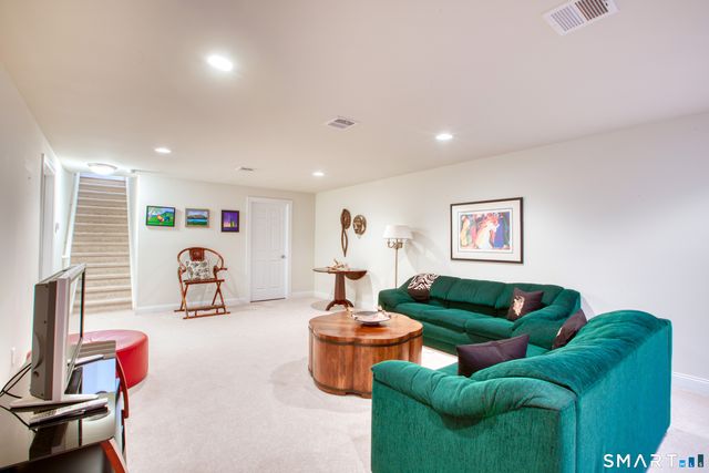 12 Briar Ridge Drive 12, Bethel, CT 06801