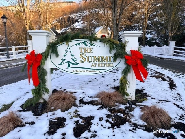 12 Briar Ridge Drive 12, Bethel, CT 06801