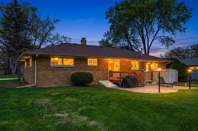 3605 Anne Street, Mchenry, IL 60050